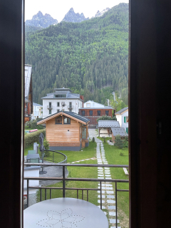 5049FCD1-9E79-4693-B3A5-611A2A4B4F26